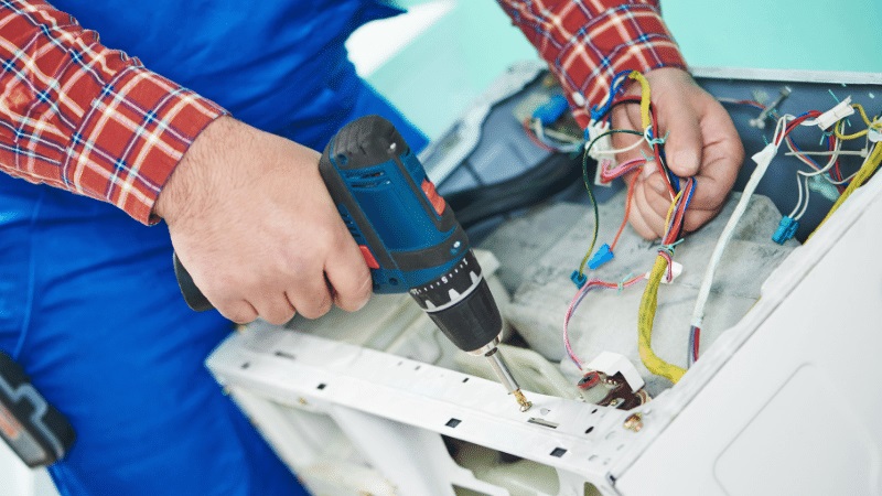 Güdül Ukinox Ukinox çamaşır makinesi kart tamiri – Su almama arızası orijinal parça ile giderildi. - Teknik servis örneği
